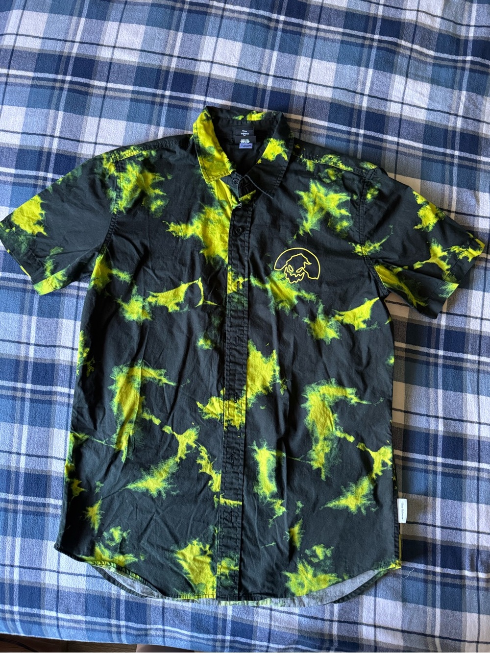 Disney Nightmare before ChristmasBlack and Neon Yellow Green Short Sleeve Button